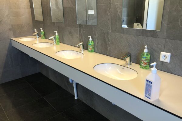 vaskar vik gegnheilt harðplast Compact